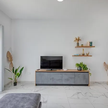 New -family In Malta By Sf Homes דירה *