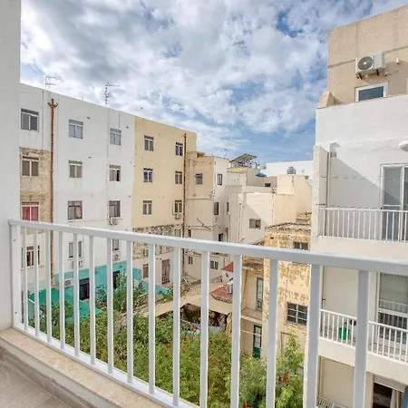 New -family In Malta By Sf Homes דירה *