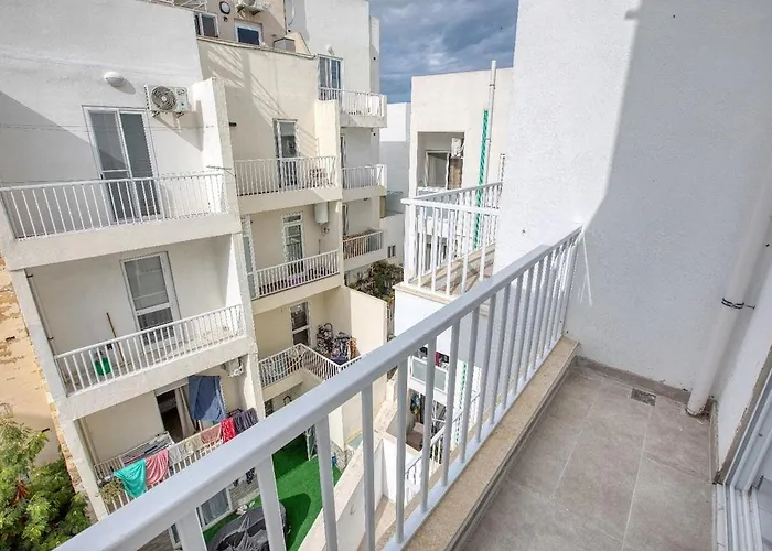 New -family In Malta By Sf Homes Apartman