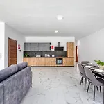 Lägenhet New -family In Malta By Sf Homes *