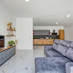 New -family In Malta By Sf Homes Lägenhet